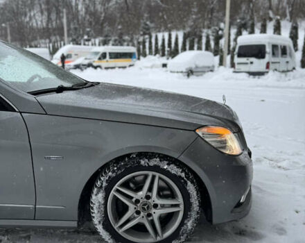 Сірий Мерседес Е-Клас, об'ємом двигуна 3 л та пробігом 460 тис. км за 12600 $, фото 51 на Automoto.ua