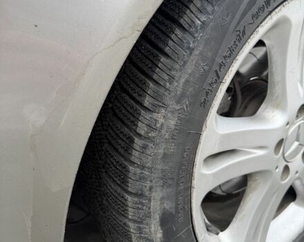 Сірий Мерседес Е-Клас, об'ємом двигуна 3 л та пробігом 380 тис. км за 4433 $, фото 4 на Automoto.ua