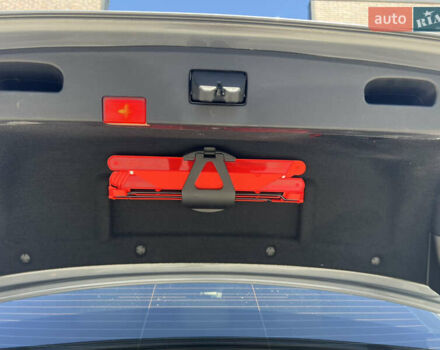 Серый Мерседес Е-Класс, объемом двигателя 2.14 л и пробегом 303 тыс. км за 16300 $, фото 68 на Automoto.ua