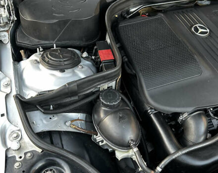 Серый Мерседес Е-Класс, объемом двигателя 2.2 л и пробегом 280 тыс. км за 11750 $, фото 30 на Automoto.ua