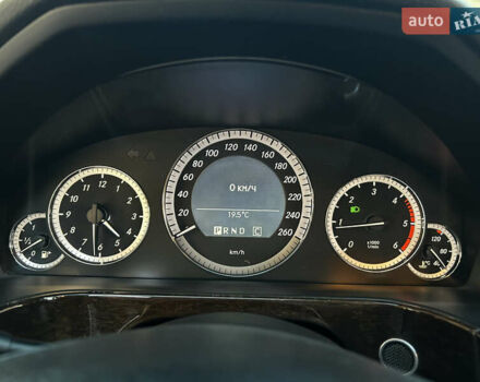 Серый Мерседес Е-Класс, объемом двигателя 2.2 л и пробегом 280 тыс. км за 11750 $, фото 24 на Automoto.ua