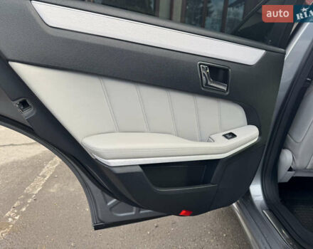 Сірий Мерседес Е-Клас, об'ємом двигуна 2.14 л та пробігом 303 тис. км за 14999 $, фото 46 на Automoto.ua