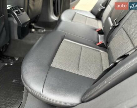 Серый Мерседес Е-Класс, объемом двигателя 2.1 л и пробегом 241 тыс. км за 10950 $, фото 23 на Automoto.ua