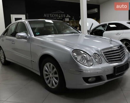 Сірий Мерседес Е-Клас, об'ємом двигуна 2.2 л та пробігом 194 тис. км за 14899 $, фото 2 на Automoto.ua