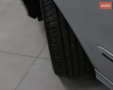 Сірий Мерседес Е-Клас, об'ємом двигуна 2.2 л та пробігом 194 тис. км за 14899 $, фото 32 на Automoto.ua