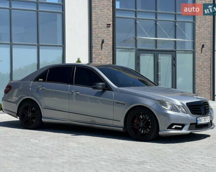 Серый Мерседес Е-Класс, объемом двигателя 2.14 л и пробегом 303 тыс. км за 16300 $, фото 11 на Automoto.ua