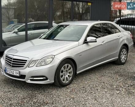 Сірий Мерседес Е-Клас, об'ємом двигуна 3 л та пробігом 228 тис. км за 18000 $, фото 3 на Automoto.ua