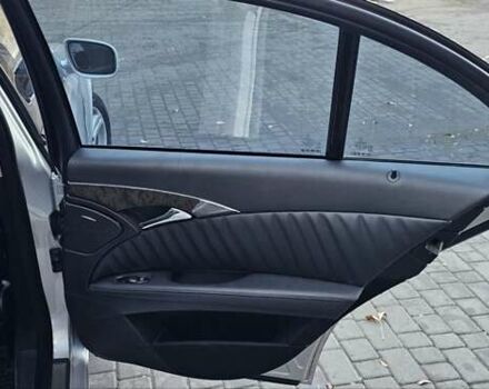 Сірий Мерседес Е-Клас, об'ємом двигуна 3 л та пробігом 173 тис. км за 9900 $, фото 21 на Automoto.ua