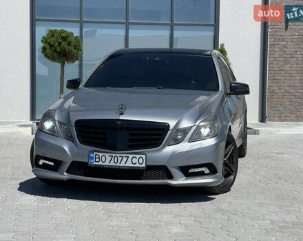 Серый Мерседес Е-Класс, объемом двигателя 2.14 л и пробегом 303 тыс. км за 16300 $, фото 6 на Automoto.ua