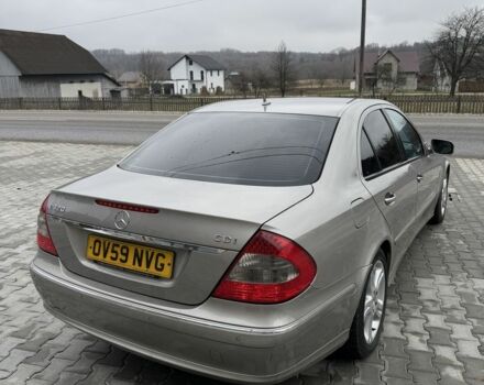 Сірий Мерседес Е-Клас, об'ємом двигуна 3 л та пробігом 380 тис. км за 4433 $, фото 2 на Automoto.ua