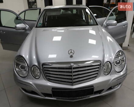 Сірий Мерседес Е-Клас, об'ємом двигуна 2.2 л та пробігом 194 тис. км за 14899 $, фото 83 на Automoto.ua