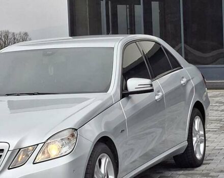 Сірий Мерседес Е-Клас, об'ємом двигуна 2.14 л та пробігом 280 тис. км за 10700 $, фото 3 на Automoto.ua