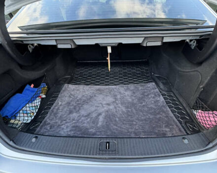 Сірий Мерседес Е-Клас, об'ємом двигуна 2.2 л та пробігом 325 тис. км за 12400 $, фото 13 на Automoto.ua