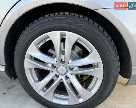 Сірий Мерседес Е-Клас, об'ємом двигуна 2.14 л та пробігом 246 тис. км за 12500 $, фото 8 на Automoto.ua