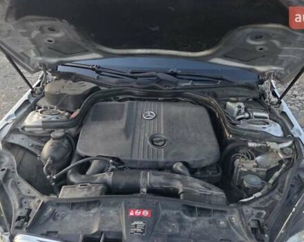 Серый Мерседес Е-Класс, объемом двигателя 2.2 л и пробегом 268 тыс. км за 10950 $, фото 16 на Automoto.ua