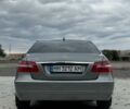 Мерседес Е-Клас 2010 у Києві на Automoto.ua Сірий Мерседес Е-Клас, об'ємом двигуна 2.14 л та пробігом 398 тис. км за 13900 $, фото 8 на Automoto.ua