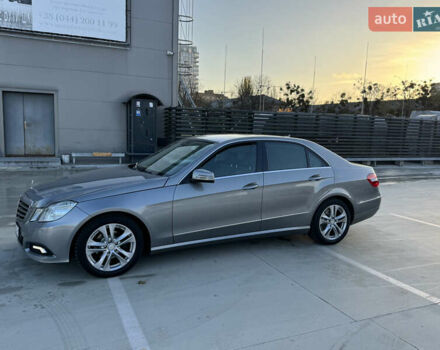 Серый Мерседес Е-Класс, объемом двигателя 2.14 л и пробегом 245 тыс. км за 11900 $, фото 22 на Automoto.ua