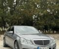 Мерседес Е-Клас 2010 у Києві на Automoto.ua Сірий Мерседес Е-Клас, об'ємом двигуна 2.14 л та пробігом 398 тис. км за 13900 $, фото 10 на Automoto.ua
