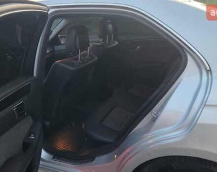 Серый Мерседес Е-Класс, объемом двигателя 2.2 л и пробегом 268 тыс. км за 10950 $, фото 12 на Automoto.ua