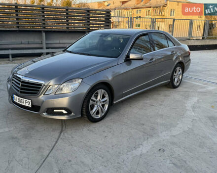 Сірий Мерседес Е-Клас, об'ємом двигуна 2.14 л та пробігом 246 тис. км за 12500 $, фото 43 на Automoto.ua