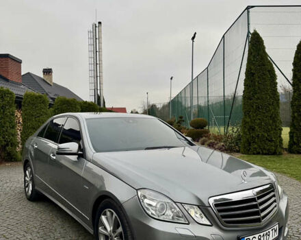 Сірий Мерседес Е-Клас, об'ємом двигуна 3 л та пробігом 302 тис. км за 15700 $, фото 5 на Automoto.ua