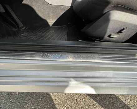 Серый Мерседес Е-Класс, объемом двигателя 2.1 л и пробегом 287 тыс. км за 9550 $, фото 17 на Automoto.ua