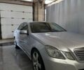 Сірий Мерседес Е-Клас, об'ємом двигуна 2.1 л та пробігом 375 тис. км за 9200 $, фото 1 на Automoto.ua