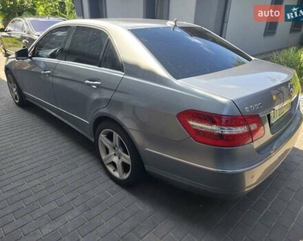 Сірий Мерседес Е-Клас, об'ємом двигуна 3.5 л та пробігом 121 тис. км за 14900 $, фото 17 на Automoto.ua