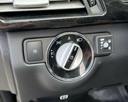 Мерседес Е-Клас 2010 у Прилуках на Automoto.ua Сірий Мерседес Е-Клас, об'ємом двигуна 3.5 л та пробігом 278 тис. км за 11400 $, фото 15 на Automoto.ua