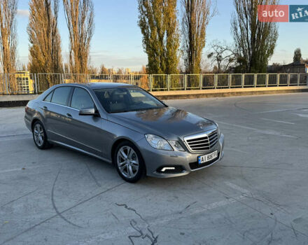 Серый Мерседес Е-Класс, объемом двигателя 2.14 л и пробегом 245 тыс. км за 11900 $, фото 44 на Automoto.ua