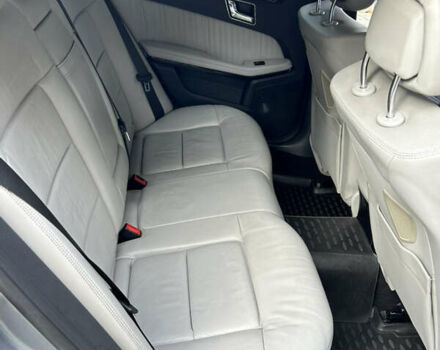 Мерседес Е-Клас 2010 у Прилуках на Automoto.ua Сірий Мерседес Е-Клас, об'ємом двигуна 3.5 л та пробігом 278 тис. км за 11400 $, фото 20 на Automoto.ua