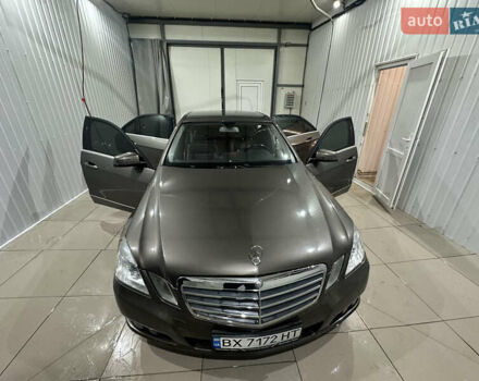 Серый Мерседес Е-Класс, объемом двигателя 2.2 л и пробегом 280 тыс. км за 11900 $, фото 7 на Automoto.ua