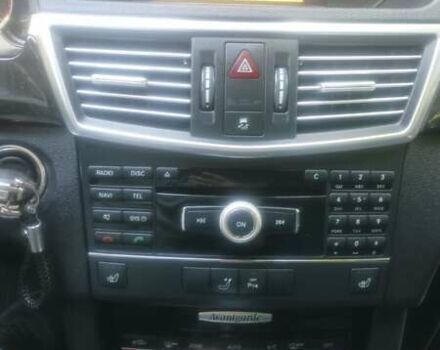 Серый Мерседес Е-Класс, объемом двигателя 2.2 л и пробегом 420 тыс. км за 10800 $, фото 1 на Automoto.ua