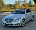 Сірий Мерседес Е-Клас, об'ємом двигуна 2.14 л та пробігом 260 тис. км за 10250 $, фото 2 на Automoto.ua