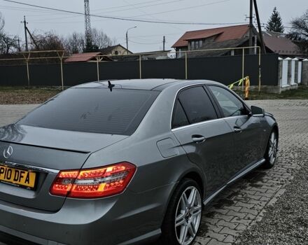 Сірий Мерседес Е-Клас, об'ємом двигуна 2 л та пробігом 189 тис. км за 5249 $, фото 5 на Automoto.ua