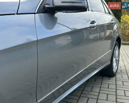 Мерседес Е-Клас 2010 у Прилуках на Automoto.ua Сірий Мерседес Е-Клас, об'ємом двигуна 3.5 л та пробігом 278 тис. км за 11400 $, фото 10 на Automoto.ua