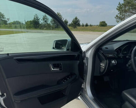 Мерседес Е-Класс 2010 в Ковель на Automoto.ua Серый Мерседес Е-Класс, объемом двигателя 3 л и пробегом 249 тыс. км за 13499 $, фото 15 на Automoto.ua