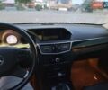 Сірий Мерседес Е-Клас, об'ємом двигуна 2.14 л та пробігом 382 тис. км за 12000 $, фото 4 на Automoto.ua