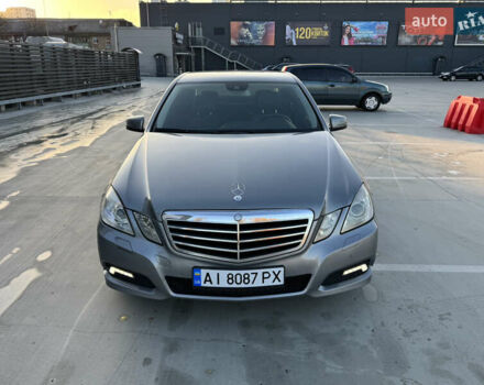 Сірий Мерседес Е-Клас, об'ємом двигуна 2.14 л та пробігом 246 тис. км за 12500 $, фото 4 на Automoto.ua