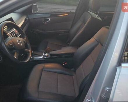 Серый Мерседес Е-Класс, объемом двигателя 2.2 л и пробегом 268 тыс. км за 10950 $, фото 15 на Automoto.ua