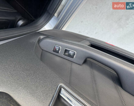 Серый Мерседес Е-Класс, объемом двигателя 2.14 л и пробегом 245 тыс. км за 11900 $, фото 31 на Automoto.ua