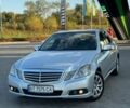 Сірий Мерседес Е-Клас, об'ємом двигуна 2.14 л та пробігом 260 тис. км за 10250 $, фото 5 на Automoto.ua