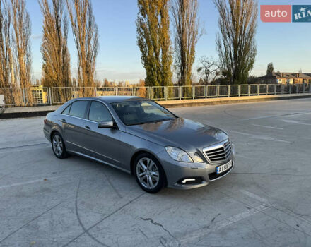 Серый Мерседес Е-Класс, объемом двигателя 2.14 л и пробегом 245 тыс. км за 11900 $, фото 46 на Automoto.ua