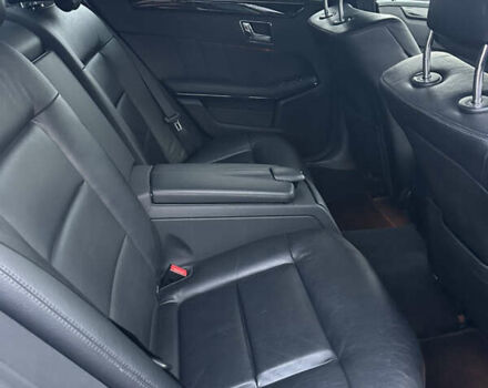 Сірий Мерседес Е-Клас, об'ємом двигуна 2.2 л та пробігом 246 тис. км за 11400 $, фото 46 на Automoto.ua