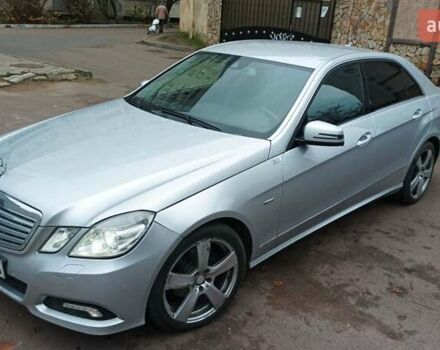 Серый Мерседес Е-Класс, объемом двигателя 2.2 л и пробегом 420 тыс. км за 10800 $, фото 16 на Automoto.ua