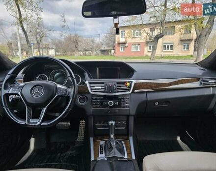 Мерседес Е-Класс 2010 в Днепре (Днепропетровске) на Automoto.ua Серый Мерседес Е-Класс, объемом двигателя 2.14 л и пробегом 248 тыс. км за 11200 $, фото 21 на Automoto.ua
