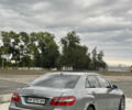 Мерседес Е-Клас 2010 у Києві на Automoto.ua Сірий Мерседес Е-Клас, об'ємом двигуна 2.14 л та пробігом 398 тис. км за 13900 $, фото 6 на Automoto.ua