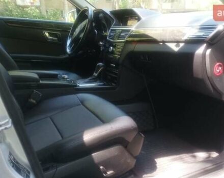 Серый Мерседес Е-Класс, объемом двигателя 2.2 л и пробегом 420 тыс. км за 10800 $, фото 5 на Automoto.ua