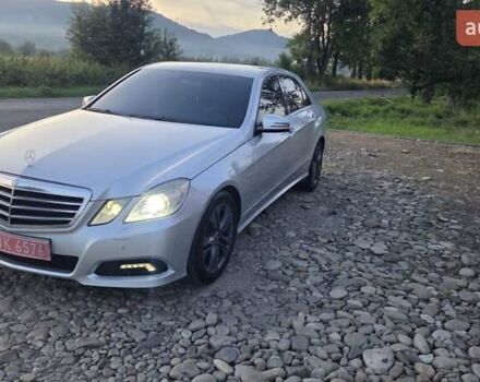 Мерседес Е-Класс 2010 в Тячеве на Automoto.ua Серый Мерседес Е-Класс, объемом двигателя 2.2 л и пробегом 268 тыс. км за 11200 $, фото 2 на Automoto.ua