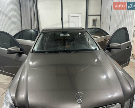 Серый Мерседес Е-Класс, объемом двигателя 2.2 л и пробегом 280 тыс. км за 11900 $, фото 14 на Automoto.ua